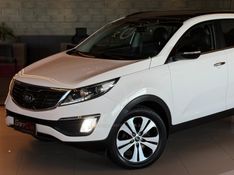 KIA SPORTAGE 2.0 EX 4X2 16V 2013/2014 GRIFFCAR MULTIMARCAS DOIS IRMÃOS / Carros no Vale