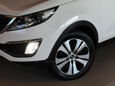 KIA SPORTAGE 2.0 EX 4X2 16V 2013/2014 GRIFFCAR MULTIMARCAS DOIS IRMÃOS / Carros no Vale