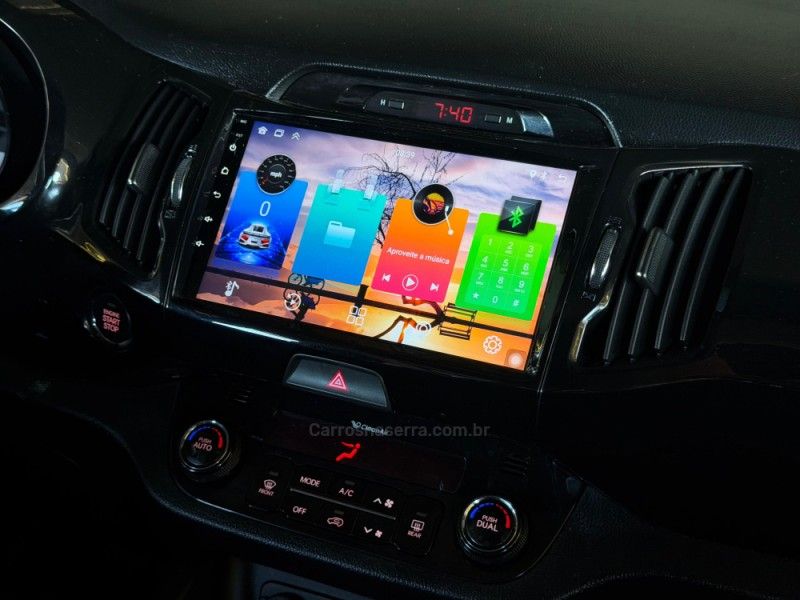 KIA SPORTAGE 2.0 EX 4X2 16V 2013/2014 GRIFFCAR MULTIMARCAS DOIS IRMÃOS / Carros no Vale