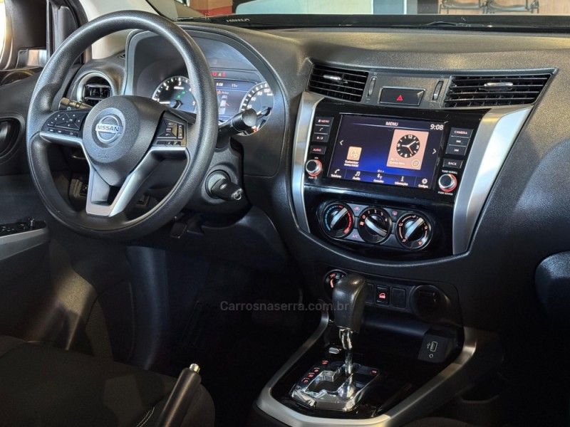 NISSAN FRONTIER 2.3 ATTACK 4X4 CD BI-TURBO 2022/2023 GRIFFCAR MULTIMARCAS DOIS IRMÃOS / Carros no Vale