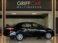 TOYOTA COROLLA 1.8 GLI 16V 2016/2017 GRIFFCAR MULTIMARCAS DOIS IRMÃOS / Carros no Vale
