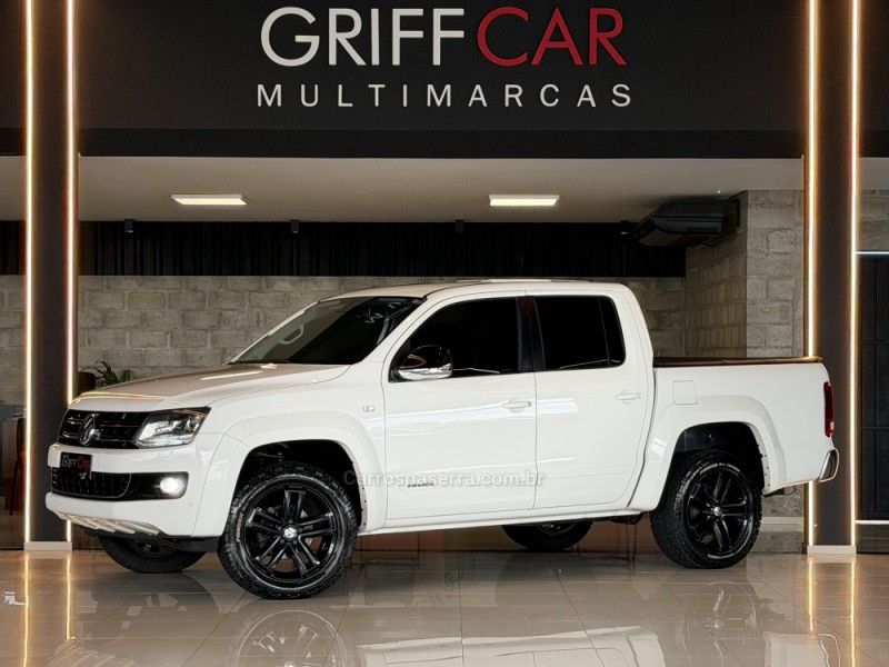 VOLKSWAGEN AMAROK 2.0 HIGHLINE 4X4 CD 16V TURBO INTERCOOLER 2015/2015 GRIFFCAR MULTIMARCAS DOIS IRMÃOS / Carros no Vale VOLKSWAGEN AMAROK 2.0 HIGHLINE 4X4 CD 16V TURBO INTERCOOLER 2015/2015 GRIFFCAR MULTIMARCAS DOIS IRMÃOS / Carros no Vale