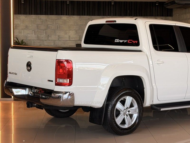 VOLKSWAGEN AMAROK 2.0 HIGHLINE 4X4 CD 16V TURBO INTERCOOLER 2019/2020 GRIFFCAR MULTIMARCAS DOIS IRMÃOS / Carros no Vale VOLKSWAGEN AMAROK 2.0 HIGHLINE 4X4 CD 16V TURBO INTERCOOLER 2019/2020 GRIFFCAR MULTIMARCAS DOIS IRMÃOS / Carros no Vale