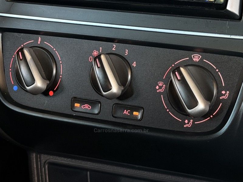 VOLKSWAGEN SAVEIRO 1.6 CROSS CE 8V 2013/2014 GRIFFCAR MULTIMARCAS DOIS IRMÃOS / Carros no Vale