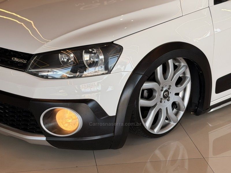 VOLKSWAGEN SAVEIRO 1.6 CROSS CE 8V 2013/2014 GRIFFCAR MULTIMARCAS DOIS IRMÃOS / Carros no Vale