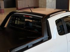 VOLKSWAGEN SAVEIRO 1.6 CROSS CE 8V 2013/2014 GRIFFCAR MULTIMARCAS DOIS IRMÃOS / Carros no Vale