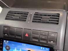 VOLKSWAGEN SAVEIRO 1.6 MI SUPER SURF CS 8V G.III 2005/2005 GRIFFCAR MULTIMARCAS DOIS IRMÃOS / Carros no Vale