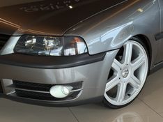 VOLKSWAGEN SAVEIRO 1.6 MI SUPER SURF CS 8V G.III 2005/2005 GRIFFCAR MULTIMARCAS DOIS IRMÃOS / Carros no Vale