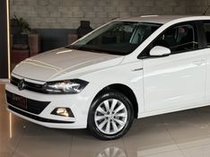 VOLKSWAGEN VIRTUS 1.0 200 TSI COMFORTLINE 2021/2022 GRIFFCAR MULTIMARCAS DOIS IRMÃOS / Carros no Vale