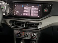 VOLKSWAGEN VIRTUS 1.0 200 TSI COMFORTLINE 2021/2022 GRIFFCAR MULTIMARCAS DOIS IRMÃOS / Carros no Vale