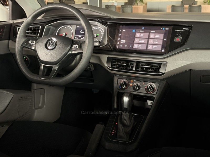 VOLKSWAGEN VIRTUS 1.0 200 TSI COMFORTLINE 2021/2022 GRIFFCAR MULTIMARCAS DOIS IRMÃOS / Carros no Vale