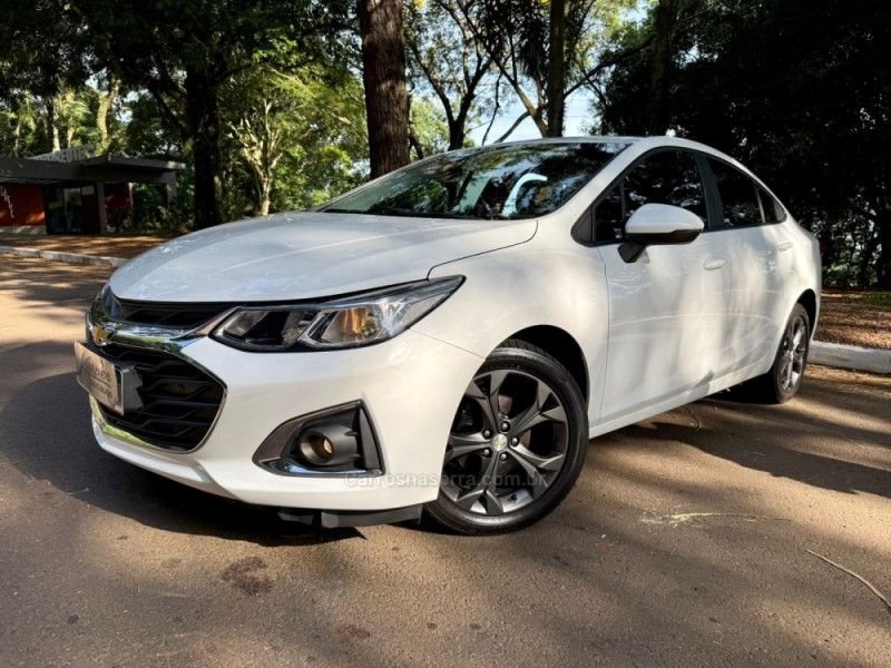 CHEVROLET CRUZE 1.4 TURBO LT 16V 2021/2022 KASPER VEÍCULOS DOIS IRMÃOS / Carros no Vale