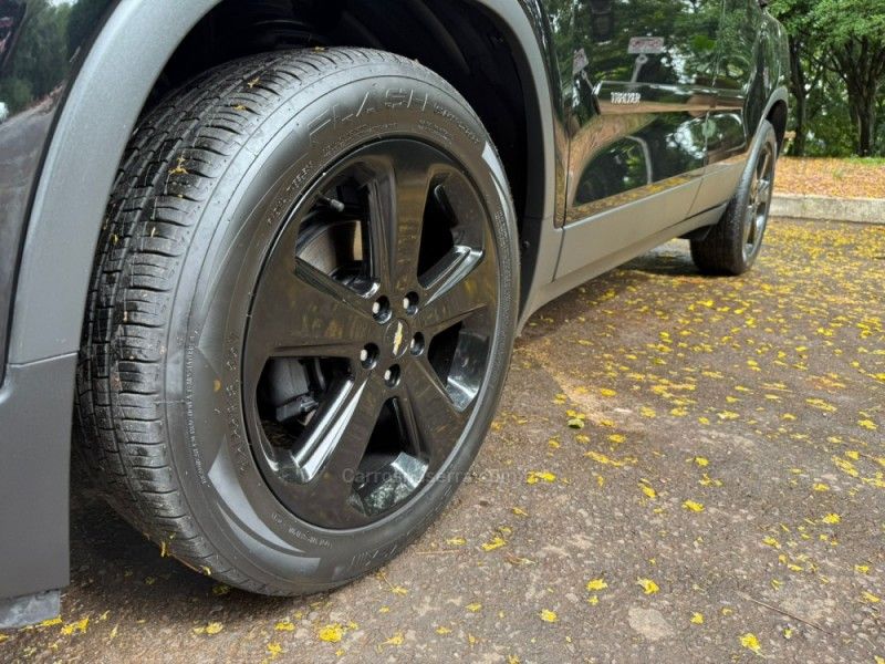 CHEVROLET TRACKER 1.4 16V MIDNIGHT TURBO 2018/2019 KASPER VEÍCULOS DOIS IRMÃOS / Carros no Vale