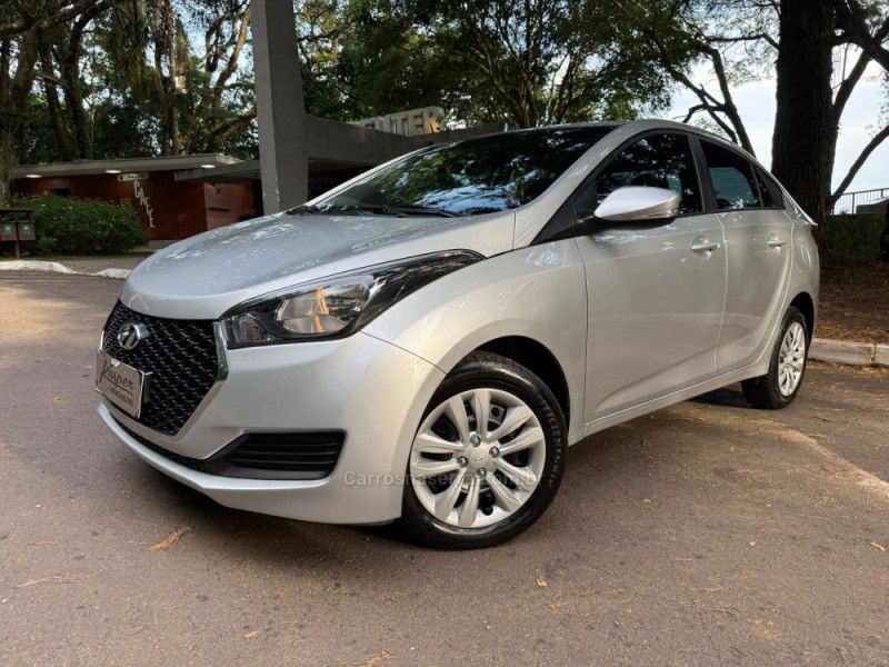 HYUNDAI HB20S 1.6 COMFORT PLUS 16V 2019/2019 KASPER VEÍCULOS DOIS IRMÃOS / Carros no Vale