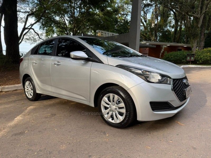 HYUNDAI HB20S 1.6 COMFORT PLUS 16V 2019/2019 KASPER VEÍCULOS DOIS IRMÃOS / Carros no Vale