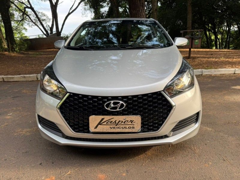 HYUNDAI HB20S 1.6 COMFORT PLUS 16V 2019/2019 KASPER VEÍCULOS DOIS IRMÃOS / Carros no Vale