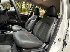 NISSAN VERSA 1.6 16V FLEXSTART V-DRIVE PREMIUM XTRONIC 2021/2021 KASPER VEÍCULOS DOIS IRMÃOS / Carros no Vale