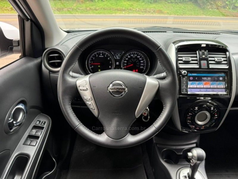 NISSAN VERSA 1.6 16V FLEXSTART V-DRIVE PREMIUM XTRONIC 2021/2021 KASPER VEÍCULOS DOIS IRMÃOS / Carros no Vale NISSAN VERSA 1.6 16V FLEXSTART V-DRIVE PREMIUM XTRONIC 2021/2021 KASPER VEÍCULOS DOIS IRMÃOS / Carros no Vale