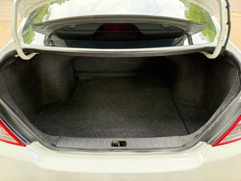 NISSAN VERSA 1.6 16V FLEXSTART V-DRIVE PREMIUM XTRONIC 2021/2021 KASPER VEÍCULOS DOIS IRMÃOS / Carros no Vale NISSAN VERSA 1.6 16V FLEXSTART V-DRIVE PREMIUM XTRONIC 2021/2021 KASPER VEÍCULOS DOIS IRMÃOS / Carros no Vale