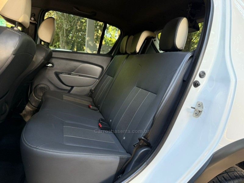 RENAULT SANDERO 1.6 STEPWAY ICONIC X-TRONIC 16V 2019/2020 KASPER VEÍCULOS DOIS IRMÃOS / Carros no Vale