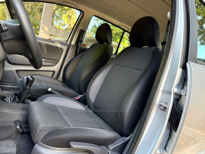 VOLKSWAGEN FOX 1.6 CONNECT 8V 2019/2019 KASPER VEÍCULOS DOIS IRMÃOS / Carros no Vale