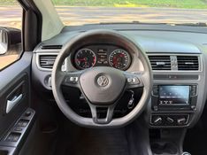 VOLKSWAGEN FOX 1.6 CONNECT 8V 2019/2019 KASPER VEÍCULOS DOIS IRMÃOS / Carros no Vale