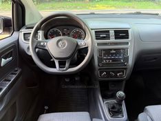 VOLKSWAGEN FOX 1.6 CONNECT 8V 2019/2019 KASPER VEÍCULOS DOIS IRMÃOS / Carros no Vale