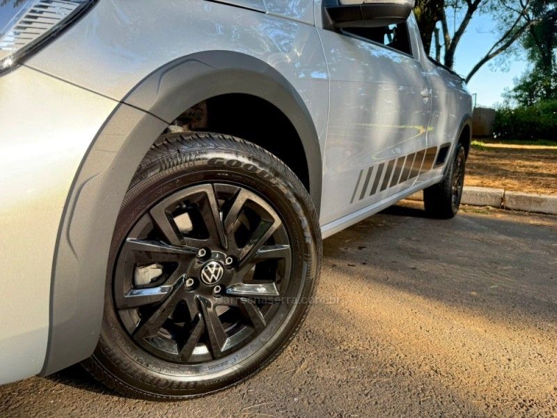 VOLKSWAGEN SAVEIRO 1.6 MSI TRENDLINE CS 16V 2024/2025 KASPER VEÍCULOS DOIS IRMÃOS / Carros no Vale