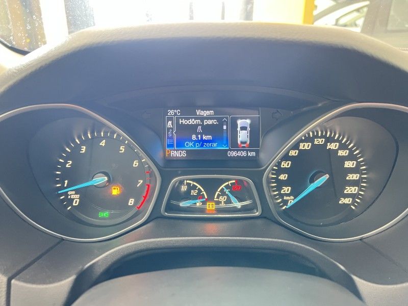 FORD FOCUS 2.0 TITANIUM SEDAN 16V 2015/2015 PRIME MULTIMARCAS CAXIAS DO SUL / Carros no Vale