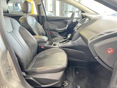 FORD FOCUS 2.0 TITANIUM SEDAN 16V 2015/2015 PRIME MULTIMARCAS CAXIAS DO SUL / Carros no Vale