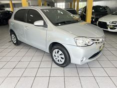 TOYOTA ETIOS 1.5 XS 16V 2014/2014 PRIME MULTIMARCAS CAXIAS DO SUL / Carros no Vale