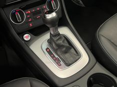 AUDI Q3 1.4 TFSI AMBIENTE S TRONIC 2018/2018 ÓTIMA CAR FLORES DA CUNHA / Carros no Vale