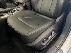 AUDI Q3 1.4 TFSI AMBIENTE S TRONIC 2018/2018 ÓTIMA CAR FLORES DA CUNHA / Carros no Vale