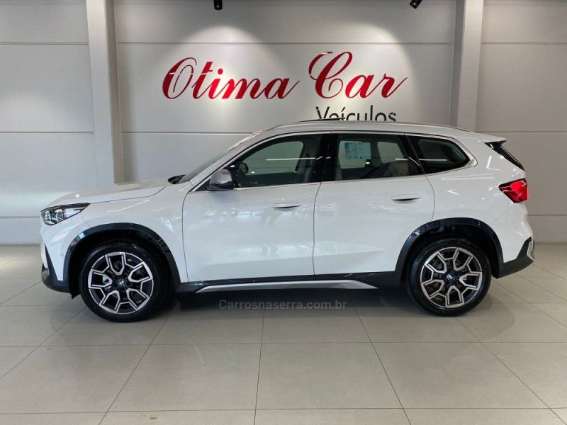 BMW X1 2.0 16V TURBO SDRIVE20I X-LINE 2025/2026 ÓTIMA CAR FLORES DA CUNHA / Carros no Vale