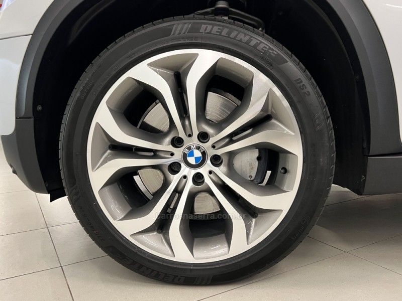 BMW X5 4.4 4X4 50I SPORT V8 32V 2011/2011 ÓTIMA CAR FLORES DA CUNHA / Carros no Vale