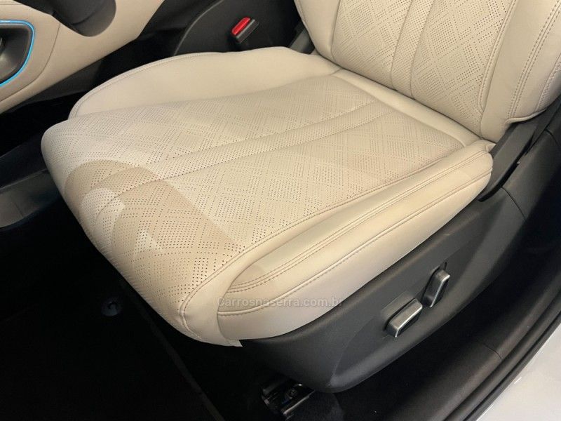 BYD YUAN PRO 45,1 KW ELÉTRICO 2024/2025 ÓTIMA CAR FLORES DA CUNHA / Carros no Vale