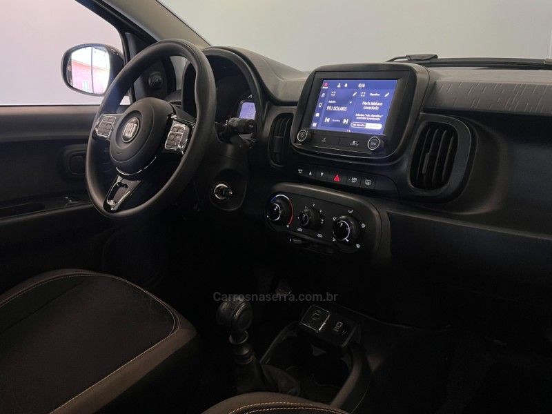 FIAT MOBI 1.0 TREKKING 8V 2024/2024 ÓTIMA CAR FLORES DA CUNHA / Carros no Vale