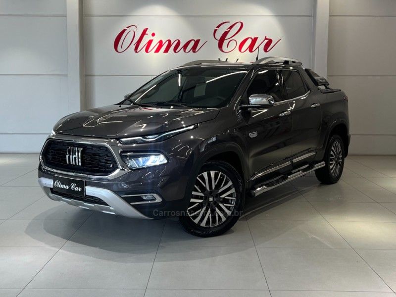 FIAT TORO 2.0 16V TURBO RANCH 4X4 AUTOMÁTICO 2023/2024 ÓTIMA CAR FLORES DA CUNHA / Carros no Vale