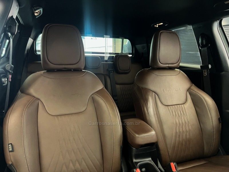 FIAT TORO 2.0 16V TURBO RANCH 4X4 AUTOMÁTICO 2023/2024 ÓTIMA CAR FLORES DA CUNHA / Carros no Vale