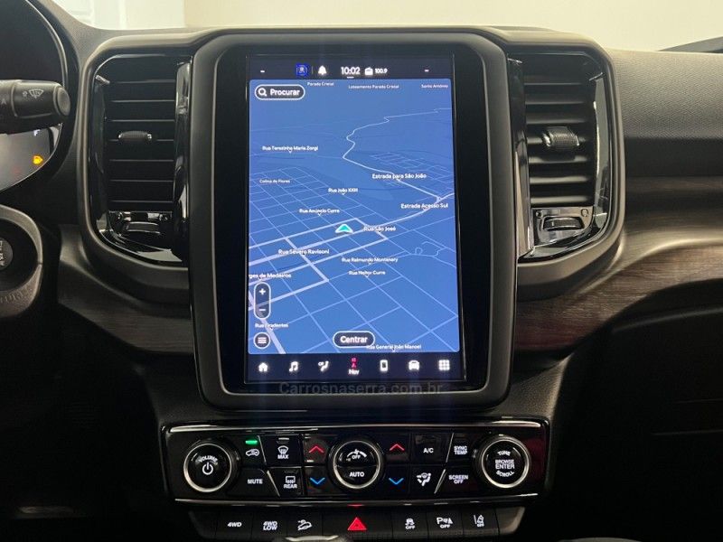 FIAT TORO 2.0 16V TURBO RANCH 4X4 AUTOMÁTICO 2023/2024 ÓTIMA CAR FLORES DA CUNHA / Carros no Vale