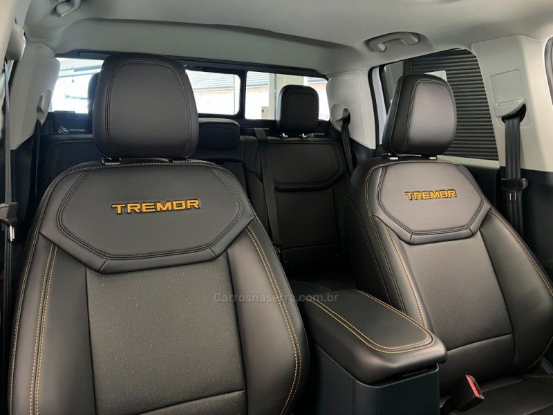 FORD MAVERICK 2.0 TREMOR TURBO 16V 2025/2025 ÓTIMA CAR FLORES DA CUNHA / Carros no Vale FORD MAVERICK 2.0 TREMOR TURBO 16V 2025/2025 ÓTIMA CAR FLORES DA CUNHA / Carros no Vale