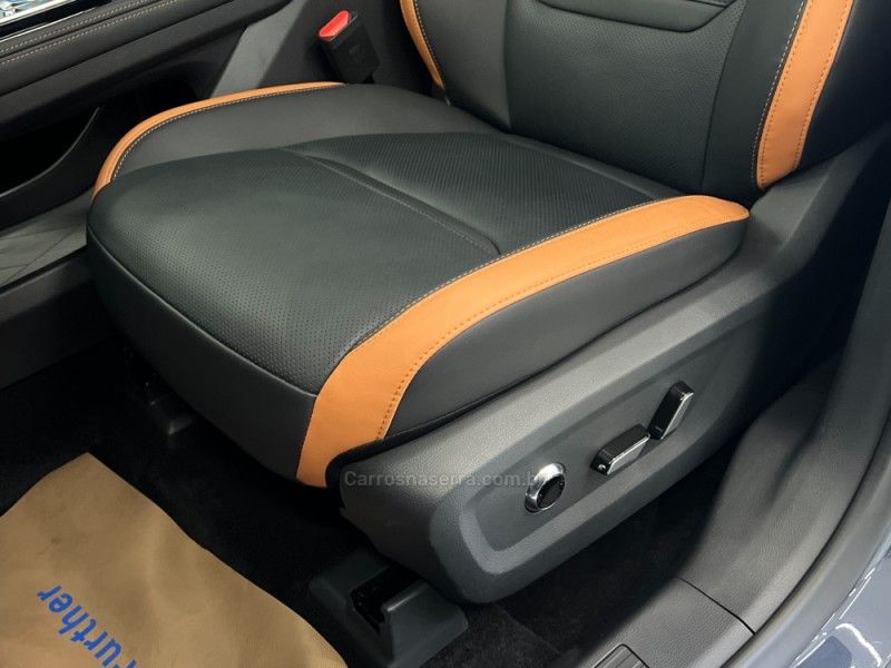 FORD TERRITORY 1.5 GTDI ECOBOOST TITANIUM 16V 2025/2026 ÓTIMA CAR FLORES DA CUNHA / Carros no Vale