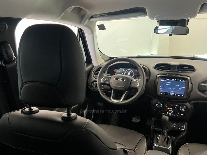 JEEP RENEGADE 1.3 LONGITUDE T270 16V TURBO 2022/2022 ÓTIMA CAR FLORES DA CUNHA / Carros no Vale
