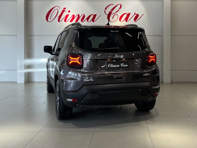 JEEP RENEGADE 1.3 LONGITUDE T270 16V TURBO 2022/2022 ÓTIMA CAR FLORES DA CUNHA / Carros no Vale