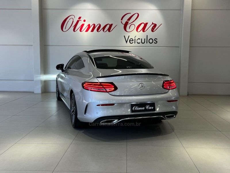 MERCEDES-BENZ C 180 1.6 CGI COUPE 16V TURBO 2019/2020 ÓTIMA CAR FLORES DA CUNHA / Carros no Vale