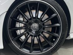 MERCEDES-BENZ CLA 35 AMG 2.0 TURBO 2022/2023 ÓTIMA CAR FLORES DA CUNHA / Carros no Vale