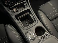 MERCEDES-BENZ GLA 200 1.6 CGI ADVANCE 16V TURBO 2015/2016 ÓTIMA CAR FLORES DA CUNHA / Carros no Vale