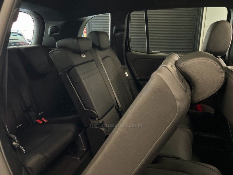 MERCEDES-BENZ GLB 220 2.0 PROGRESSIVE 16V TURBO HIBRIDO 2025/2025 ÓTIMA CAR FLORES DA CUNHA / Carros no Vale