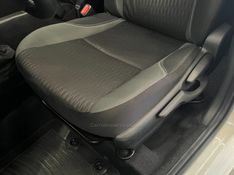 TOYOTA ETIOS 1.5 XS 16V 2017/2018 ÓTIMA CAR FLORES DA CUNHA / Carros no Vale