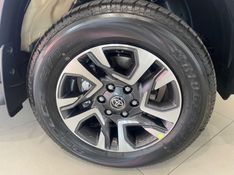 TOYOTA HILUX SW4 2.8 4X4 SRX PLATINUM TURBO 2025/2026 ÓTIMA CAR FLORES DA CUNHA / Carros no Vale